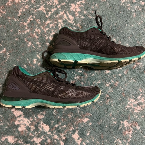 ASICS Gel nimbus 19 grey women’s 7.5 teal running shoes - Picture 3 of 5